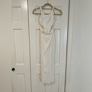 Indah Neomi Cut Out Maxi Ivory Size XS